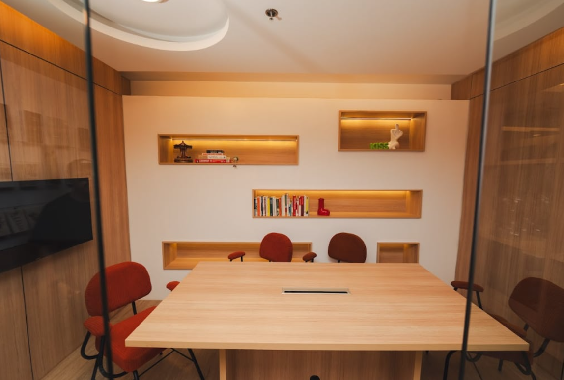 MR B @ Zero-Ten Park