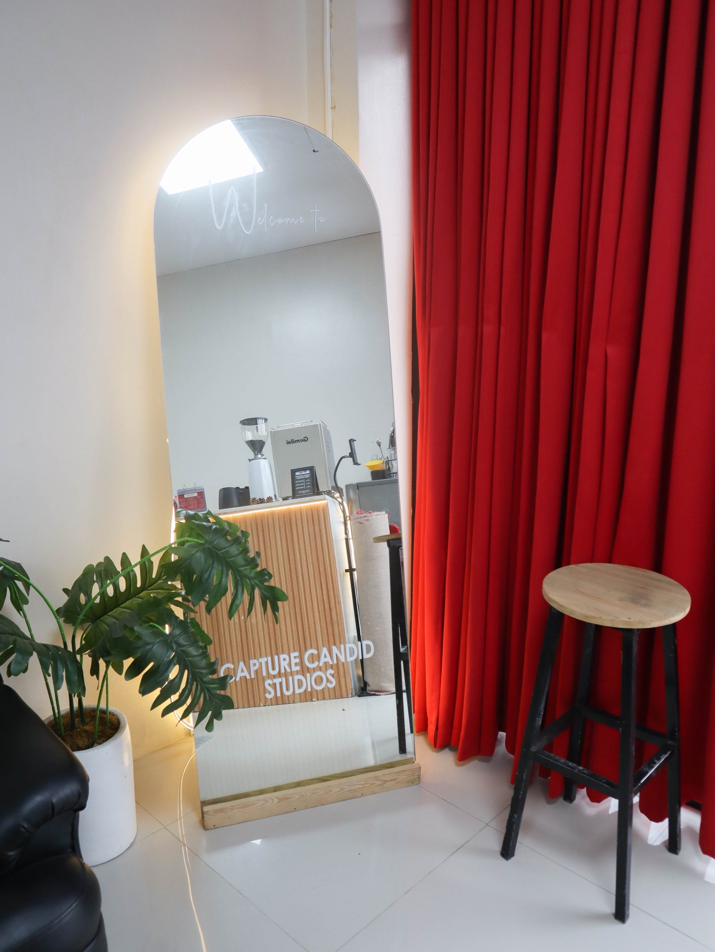 Capture Candid Studio + Café