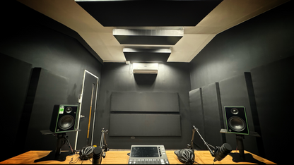 Studio Noir (Podcast Studio) @ Lucca Creatives