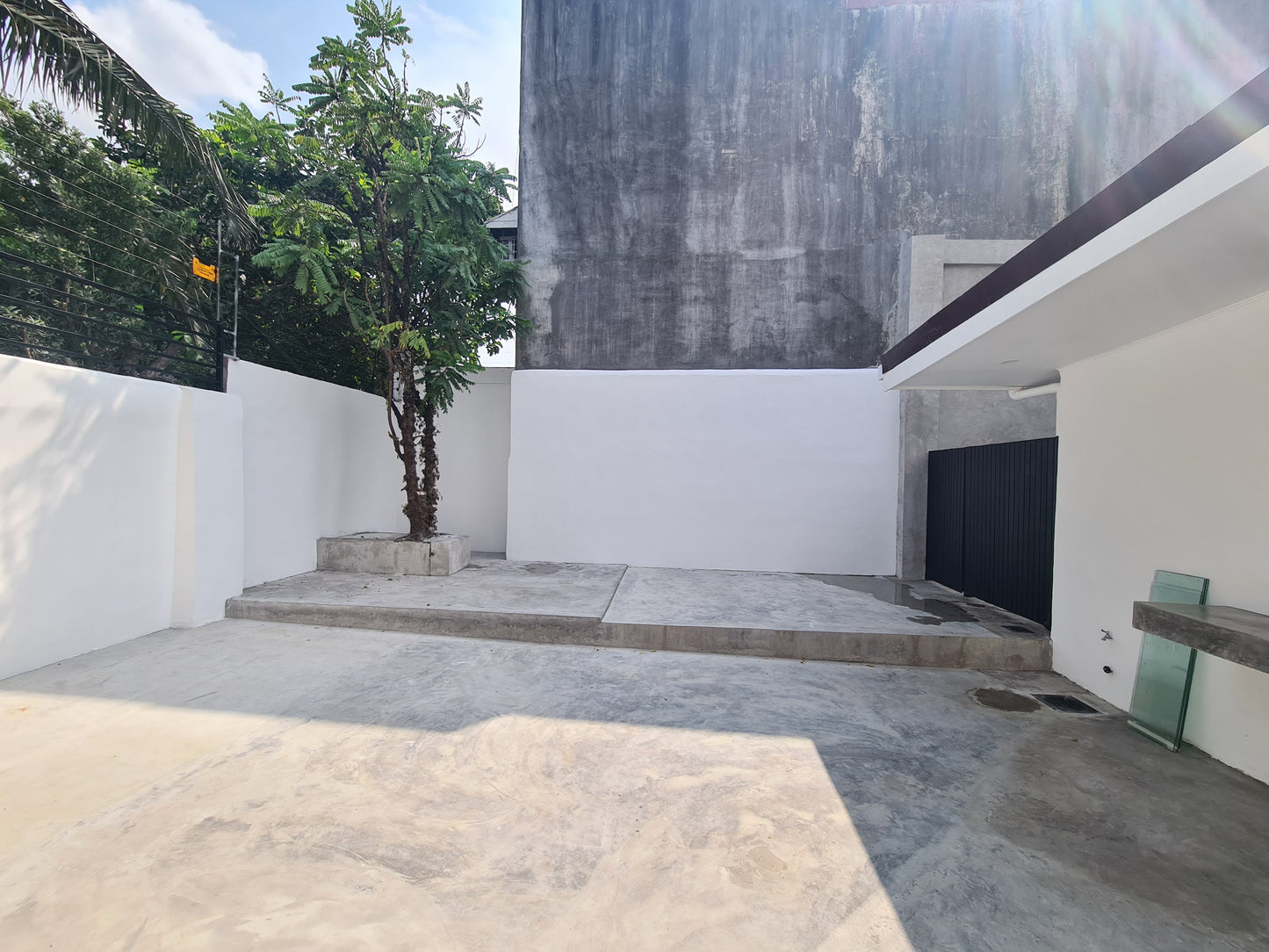 Back of the House @ B&B Studios