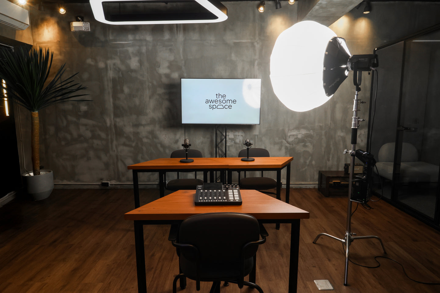 Creator StudioSpace @ The Awesome Space