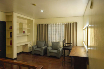 White Studio @ Narra Studios