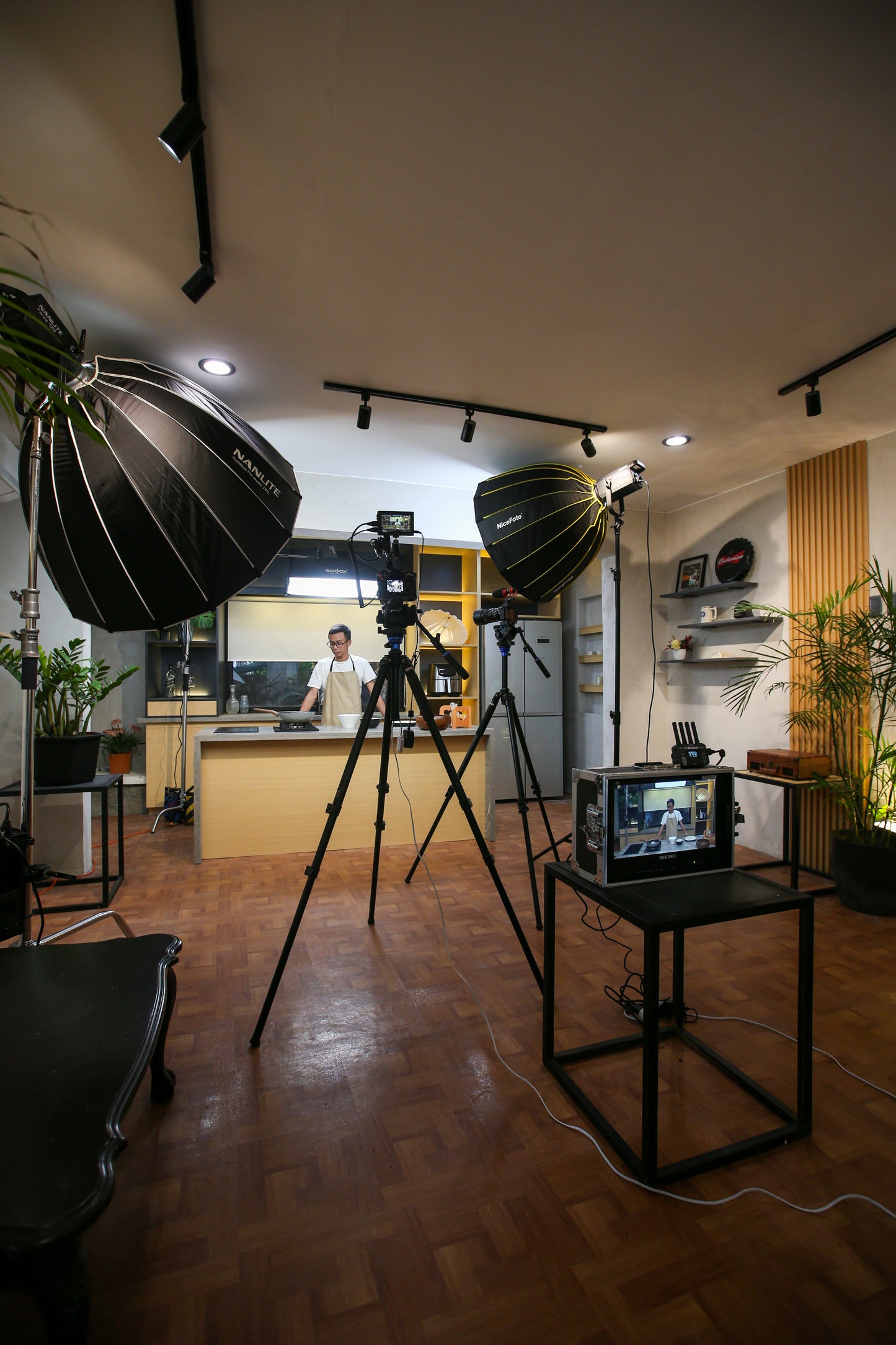 Kitchen and Lounge Studio @ Narra Studios