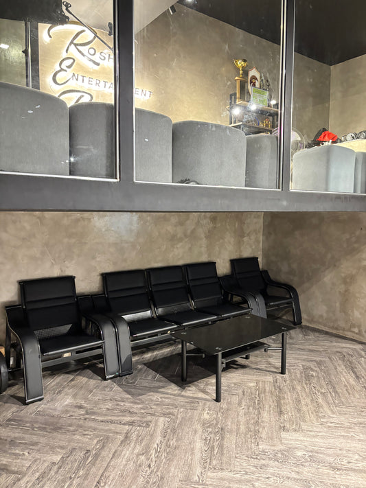 Roshe Entertainment Studio