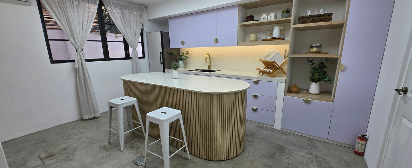 Kitchen + Dining Area @ B&B Studios