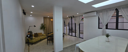 Kitchen + Dining Area @ B&B Studios