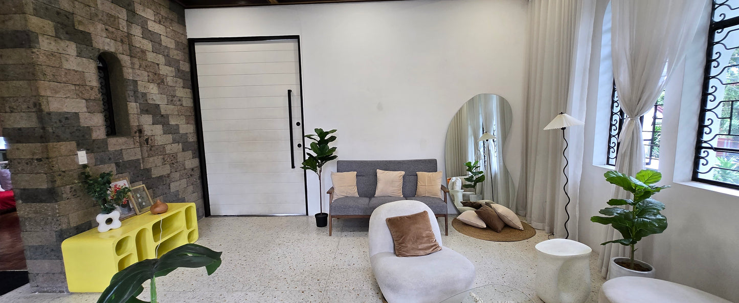 Living Room + Dressing Room @ B&B Studios