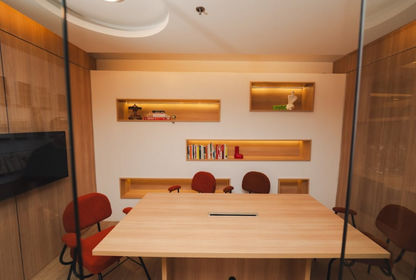 MR B @ Zero-Ten Park