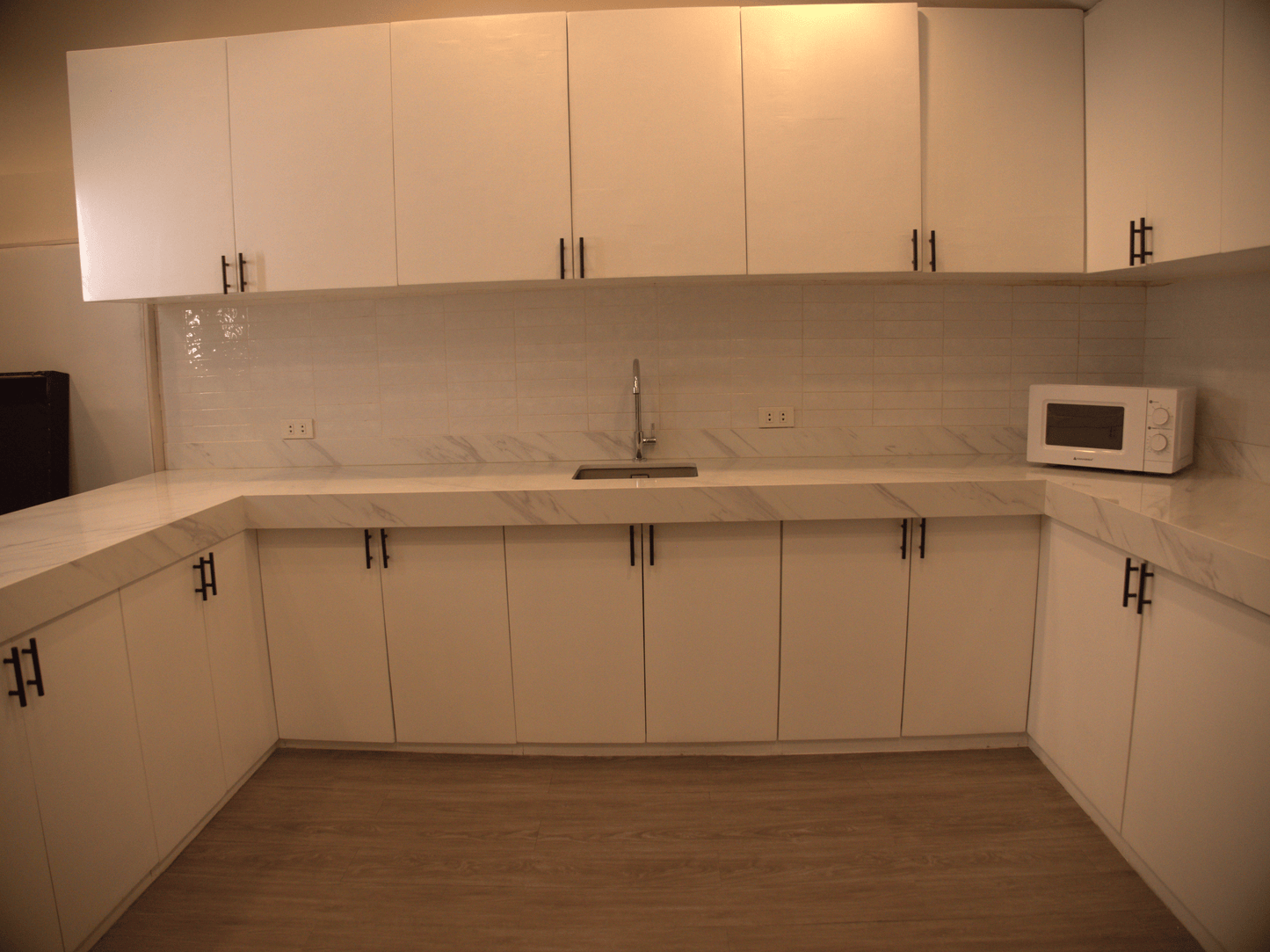 Studio Blanca (Kitchen Studio) @ Lucca Creatives