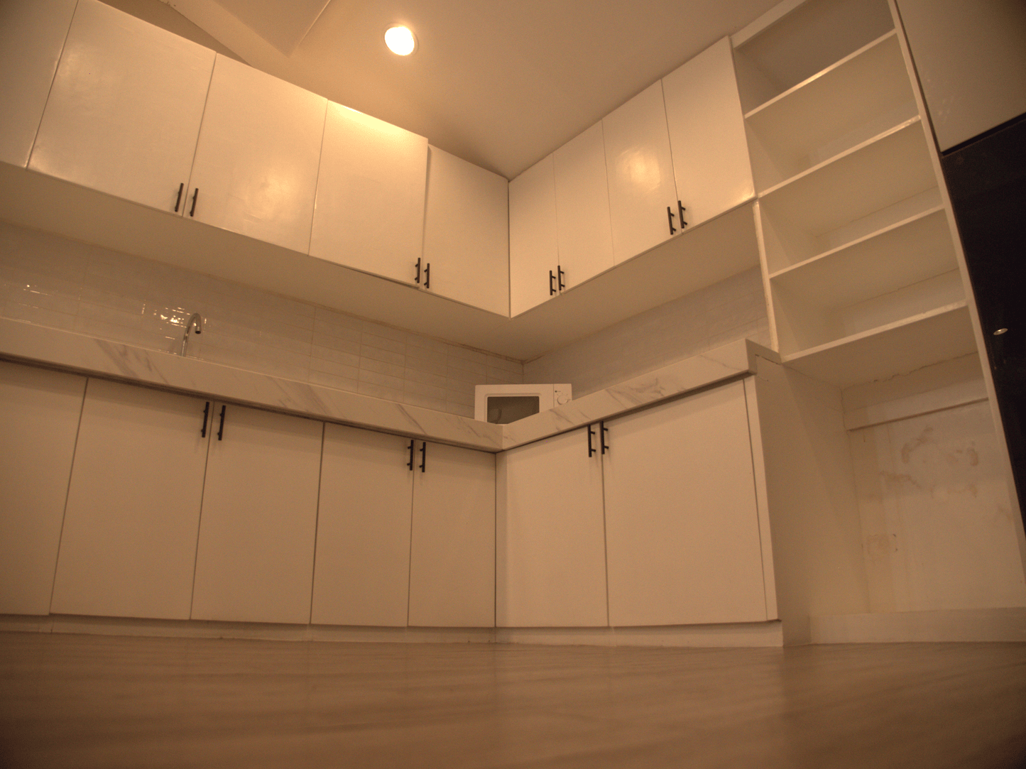 Studio Blanca (Kitchen Studio) @ Lucca Creatives