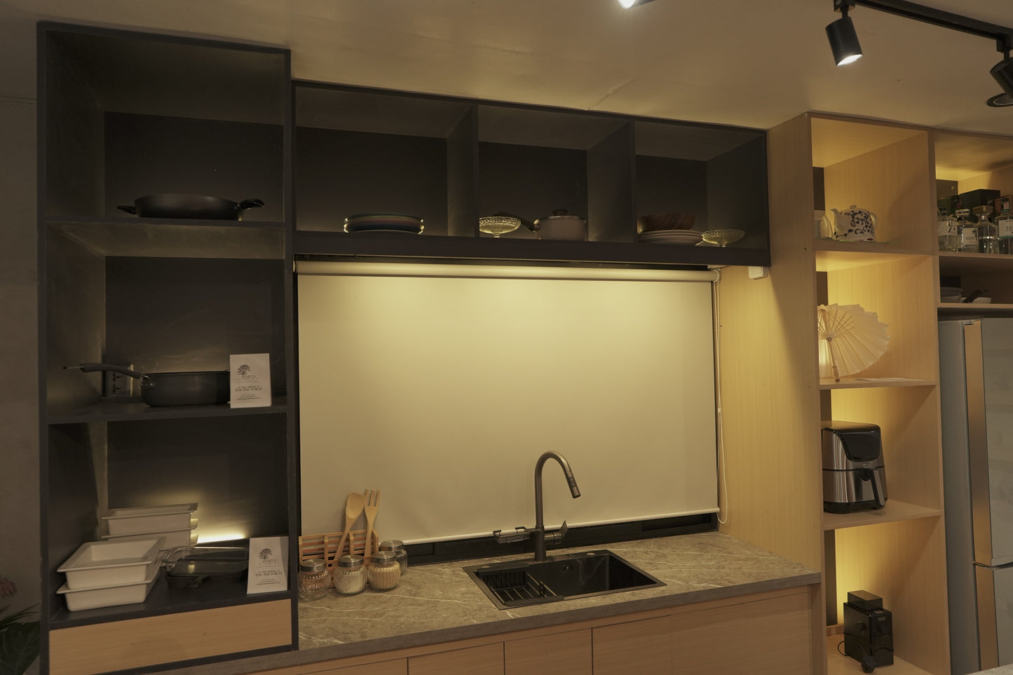 Kitchen and Lounge Studio @ Narra Studios