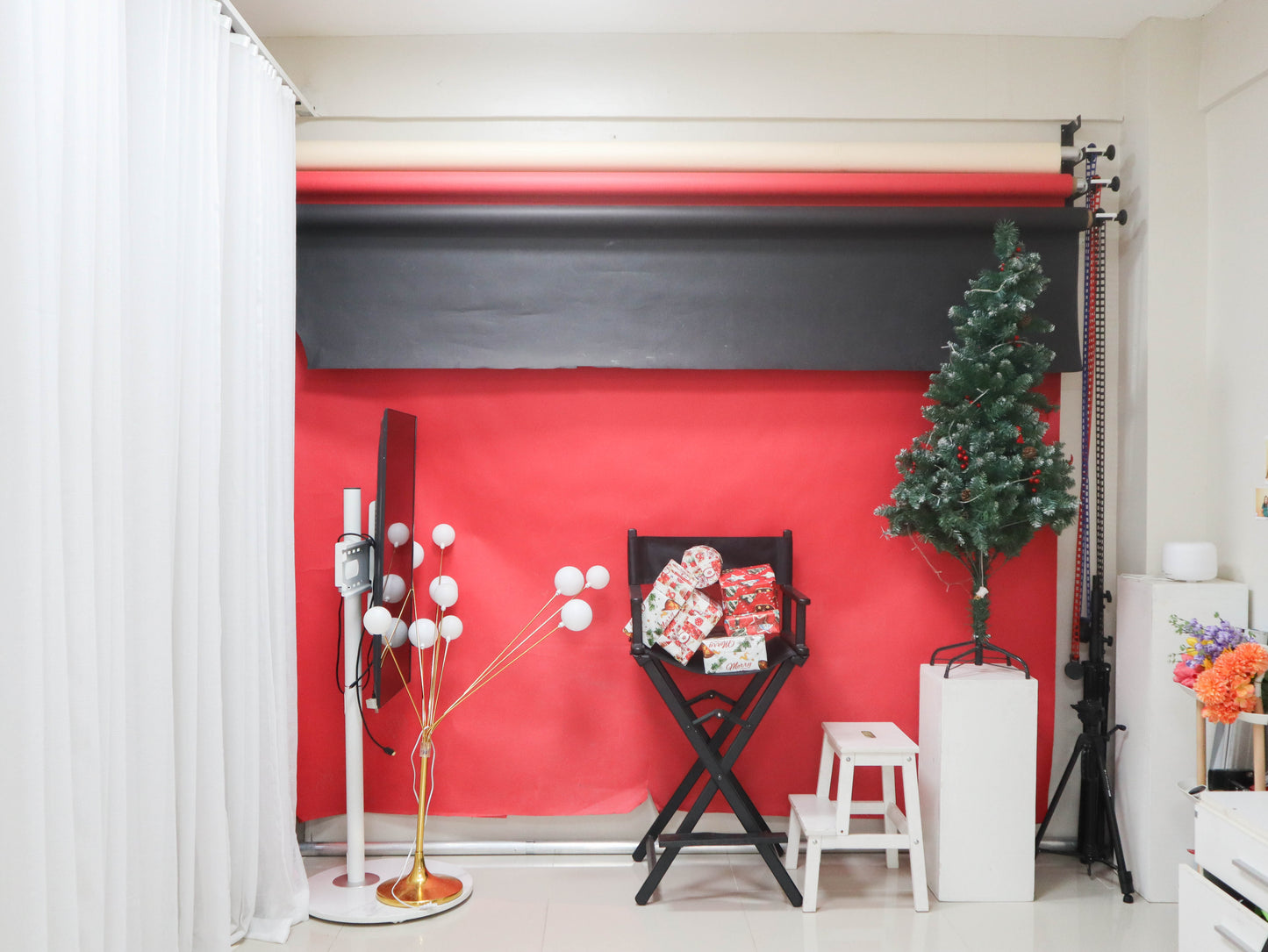 Capture Candid Studio + Café