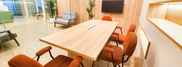 MR B @ Zero-Ten Park